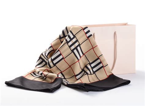 burberry tørklæde silke|Burberry.